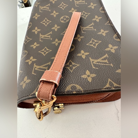 Louis Vuitton Vintage Monogram Orsay Clutch Bag AR0975 - Picture 3 of 11